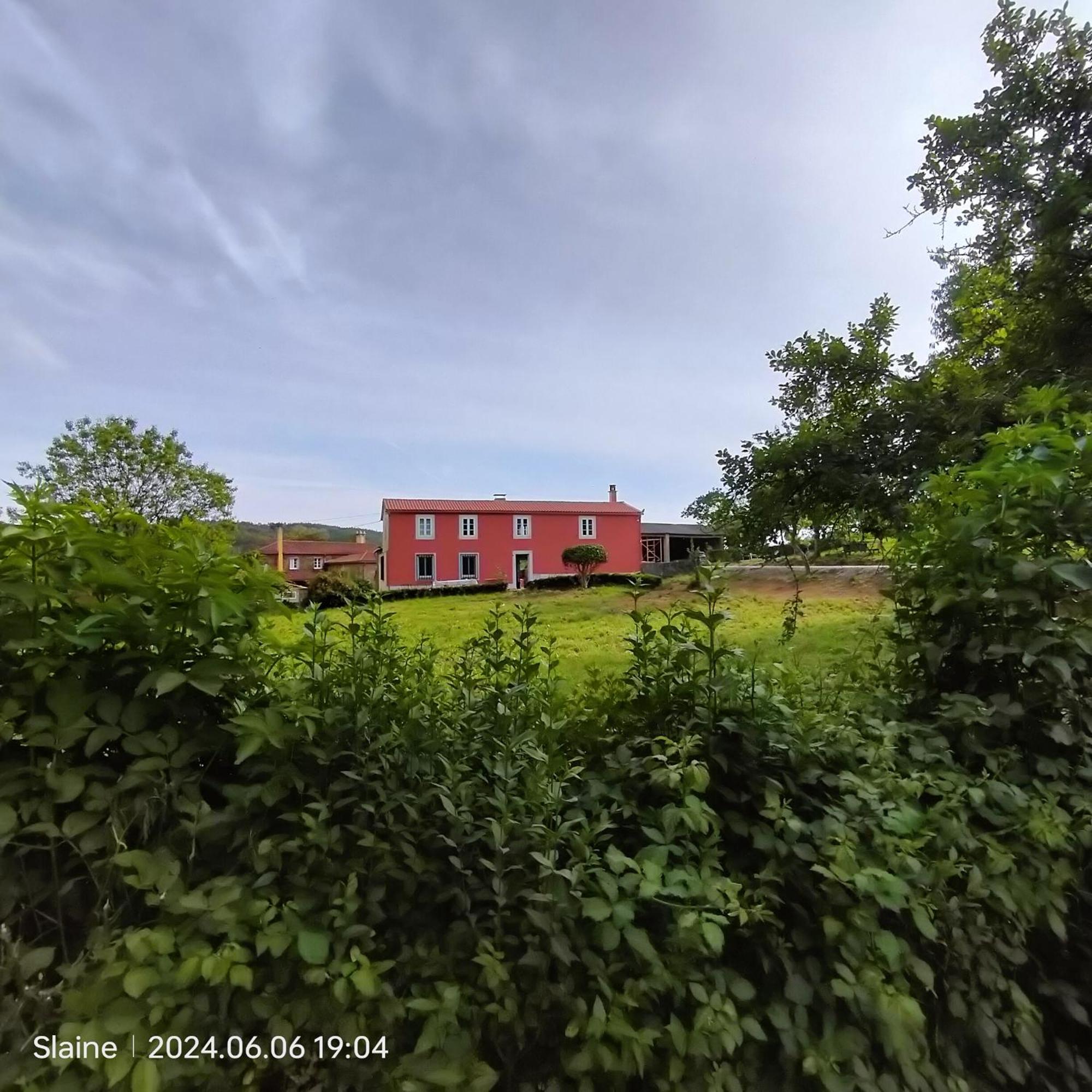 A Casa Do Rio - The River House Arzúa Екстериор снимка