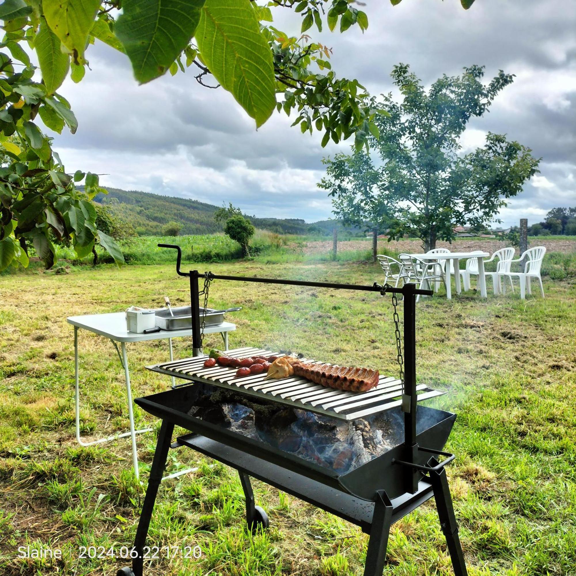 A Casa Do Rio - The River House Arzúa Екстериор снимка